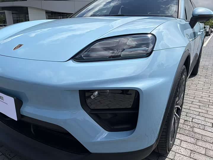 Porsche Macan EV, 2024 — фото 3 из 9