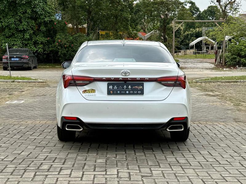 Toyota Avalon, 2023 — фото 5 из 12