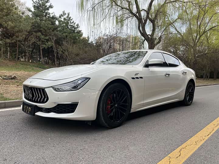 Maserati Ghibli, 2023 — купить в Ярославле под ключ