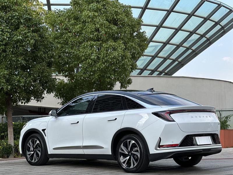 BAIC Arcfox Alpha S, 2022 — фото 4 из 12