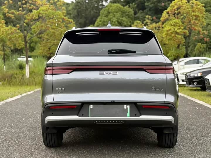 BYD Song Pro Hybrid, 2024 — фото 5 из 9