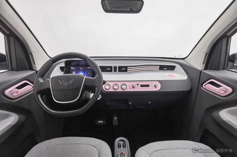 Wuling Mini EV, 2022 — фото 8 из 12