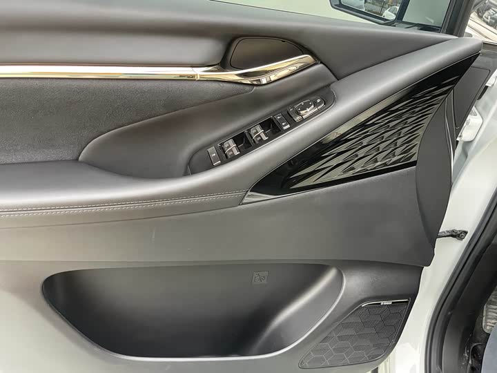 GAC Trumpchi E9, 2023 — фото 8 из 9