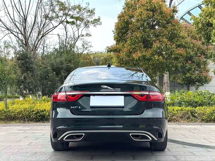 Jaguar XF L, 2022 — фото 8 из 9