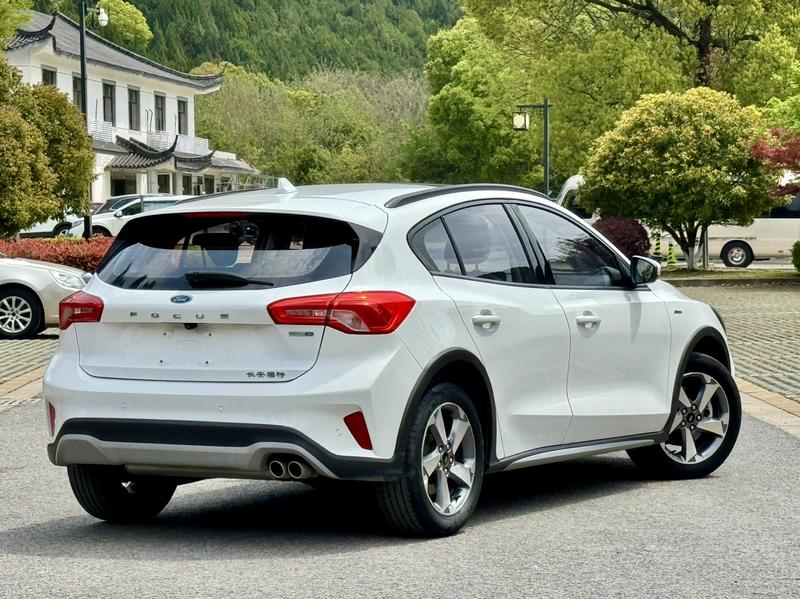 Ford Focus Active, 2021 — фото 7 из 12