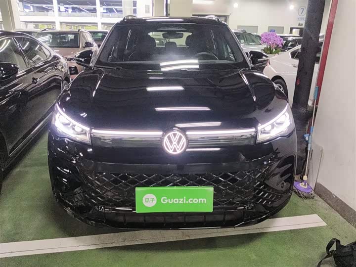 Volkswagen Tiguan L Pro, 2025 — фото 3 из 9