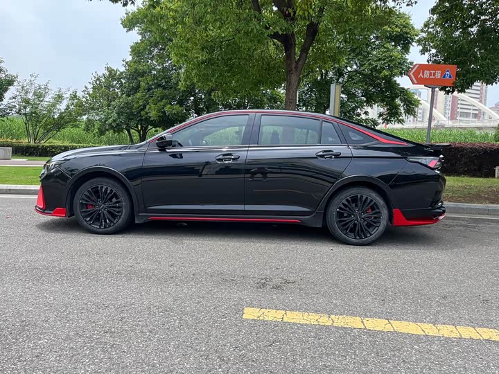 Dongfeng Aeolus Yixuan Max, 2022 — фото 3 из 9
