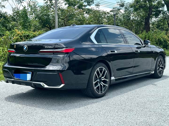 BMW 7 Series, 2023 — фото 4 из 9