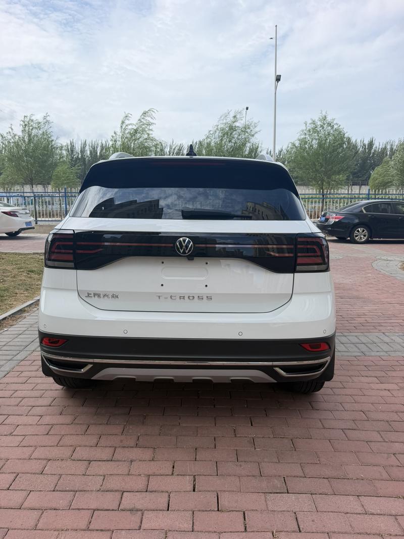 Volkswagen T-Cross, 2023 — фото 4 из 10