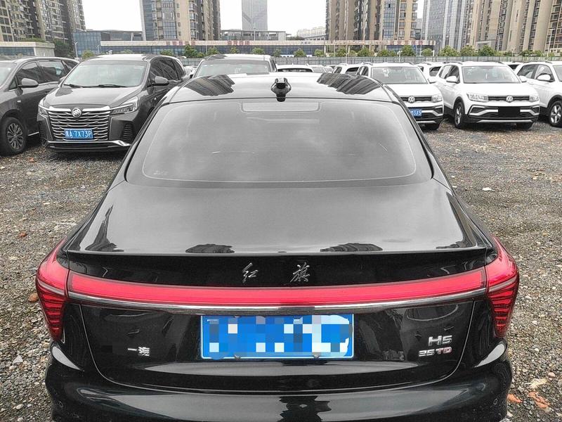Hongqi H5, 2023 — фото 4 из 9