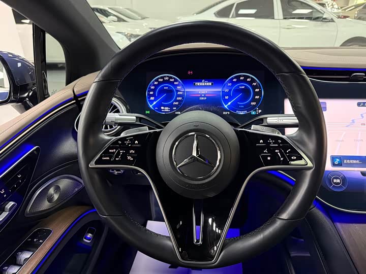 Mercedes-Benz EQS, 2022 — фото 8 из 9