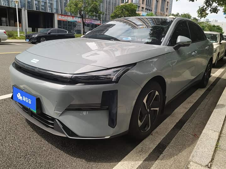 Geely Galaxy L6, 2024 — купить в Санкт-Петербурге под ключ