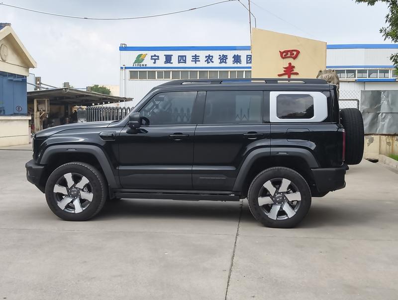 BAIC Beijing BJ40 Hybrid, 2025 — фото 4 из 12