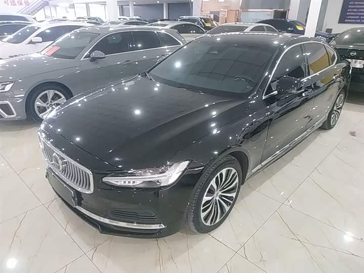 Volvo S90 Hybrid, 2023 — фото 2 из 9