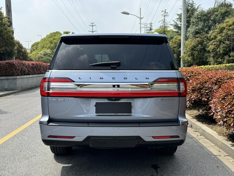 Lincoln Navigator, 2022 — фото 5 из 12