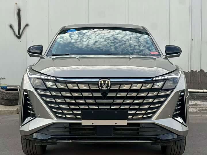 Changan UNI-Z Hybrid, 2024 — фото 2 из 9