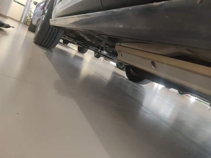 Exeed LX C-DM Hybrid, 2022 — фото 6 из 9
