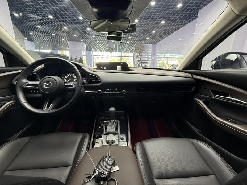 Mazda CX-30, 2022 — фото 7 из 12