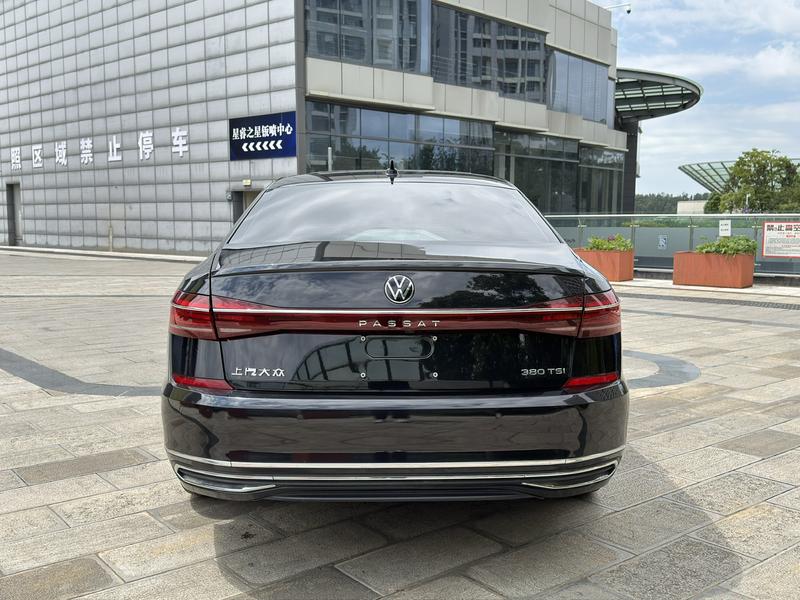 Volkswagen Passat, 2025 — фото 5 из 12