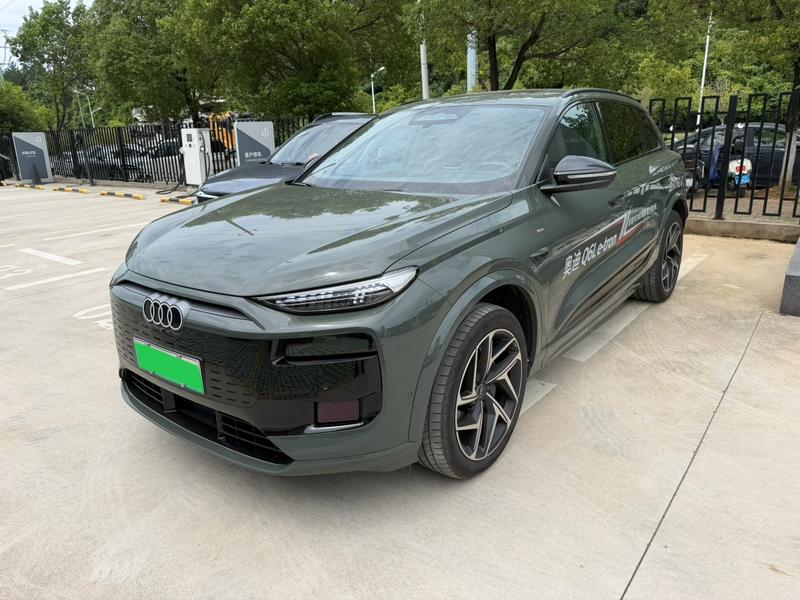Audi Q6L e-tron, 2025 — купить в Смоленске под ключ