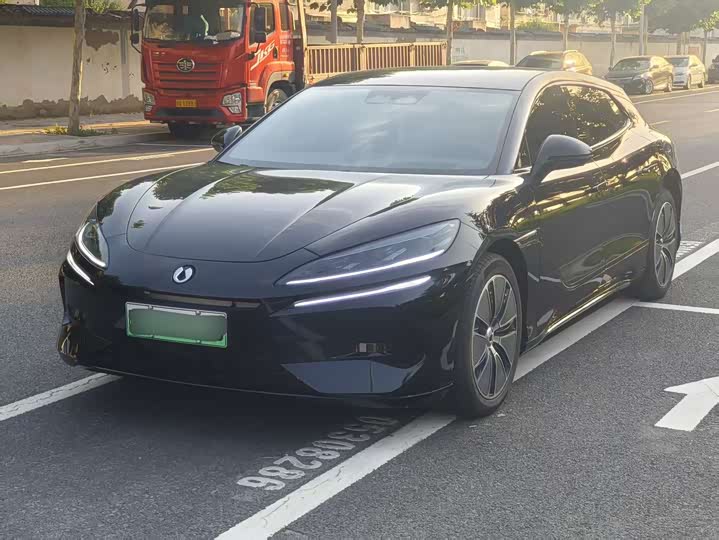Denza Z9GT, 2024 — купить в Ульяновске под ключ