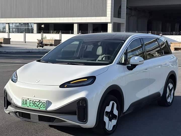 BAIC Arcfox Kaola S, 2025 — купить в Саратове под ключ