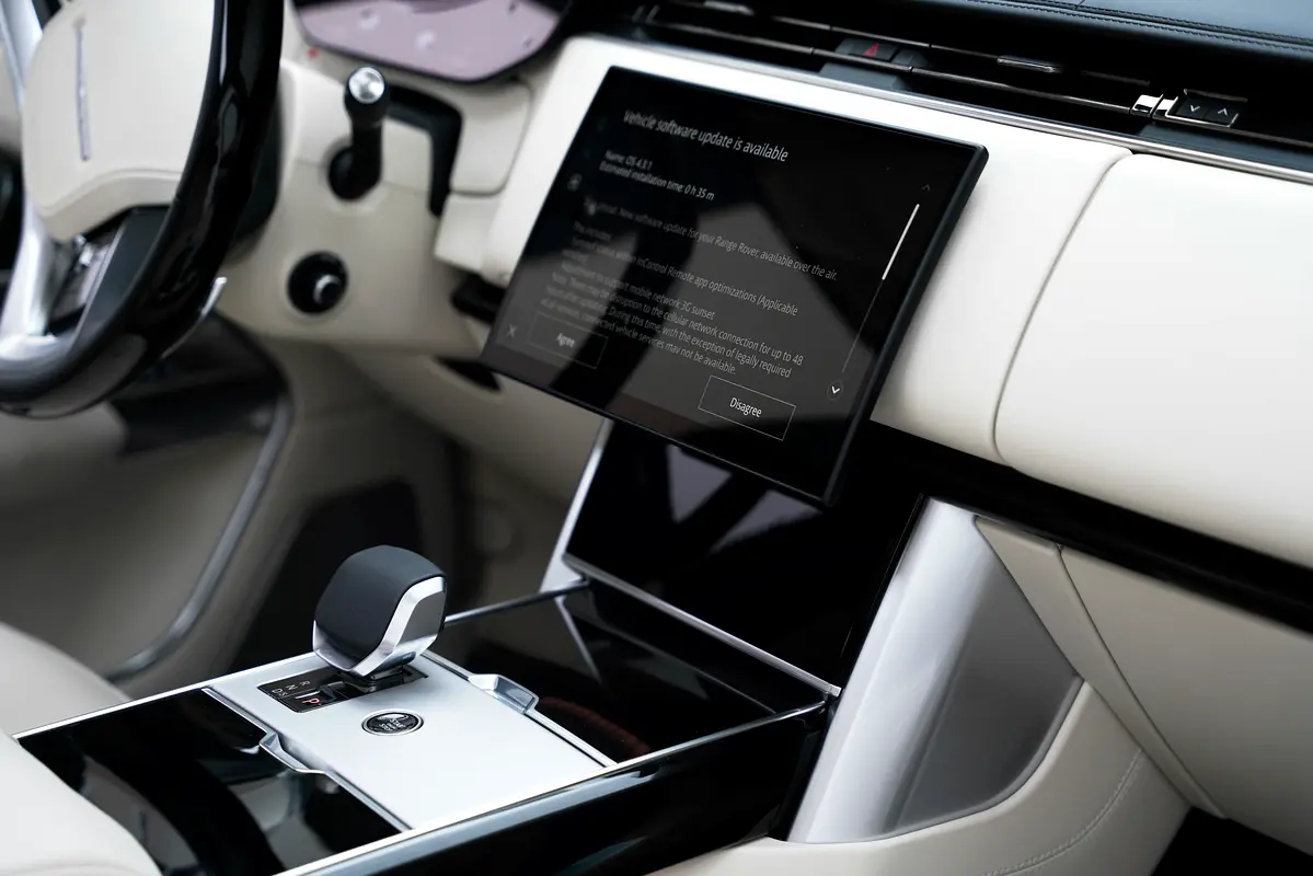 Land Rover Range Rover, 2025 — фото 7 из 10
