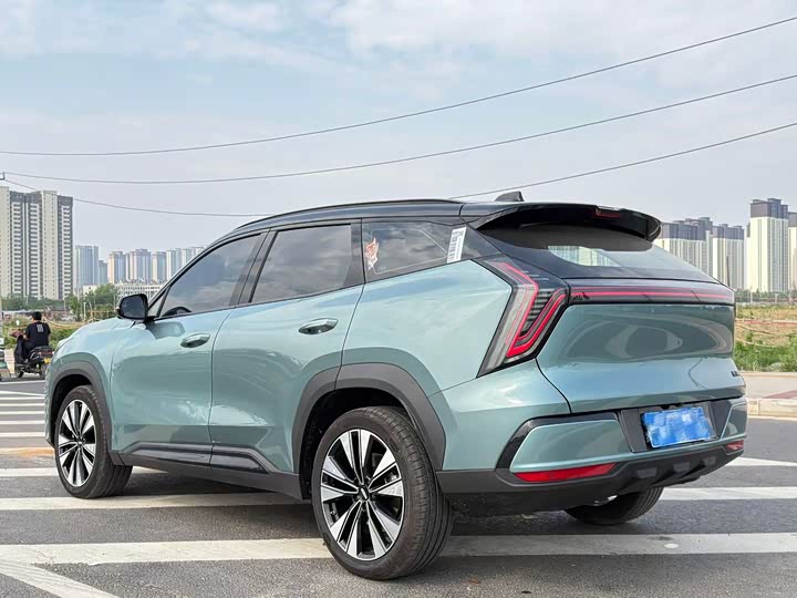 Geely Atlas L, 2025 — фото 8 из 9