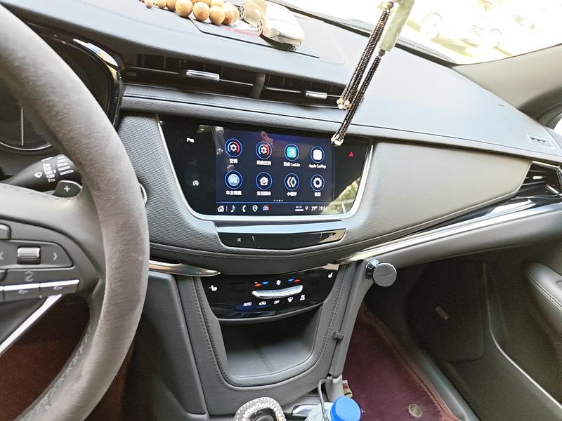 Cadillac XT6, 2022 — фото 12 из 12