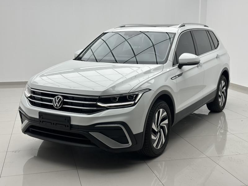 Volkswagen Tiguan L Pro, 2022 — купить в Санкт-Петербурге под ключ