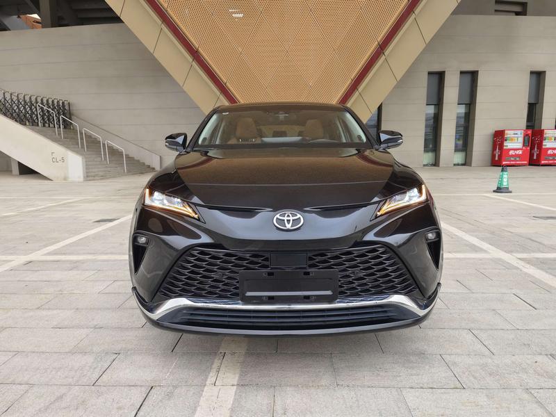 Toyota Venza, 2022 — фото 2 из 12