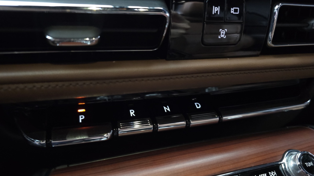 Lincoln Aviator, 2022 — фото 9 из 12