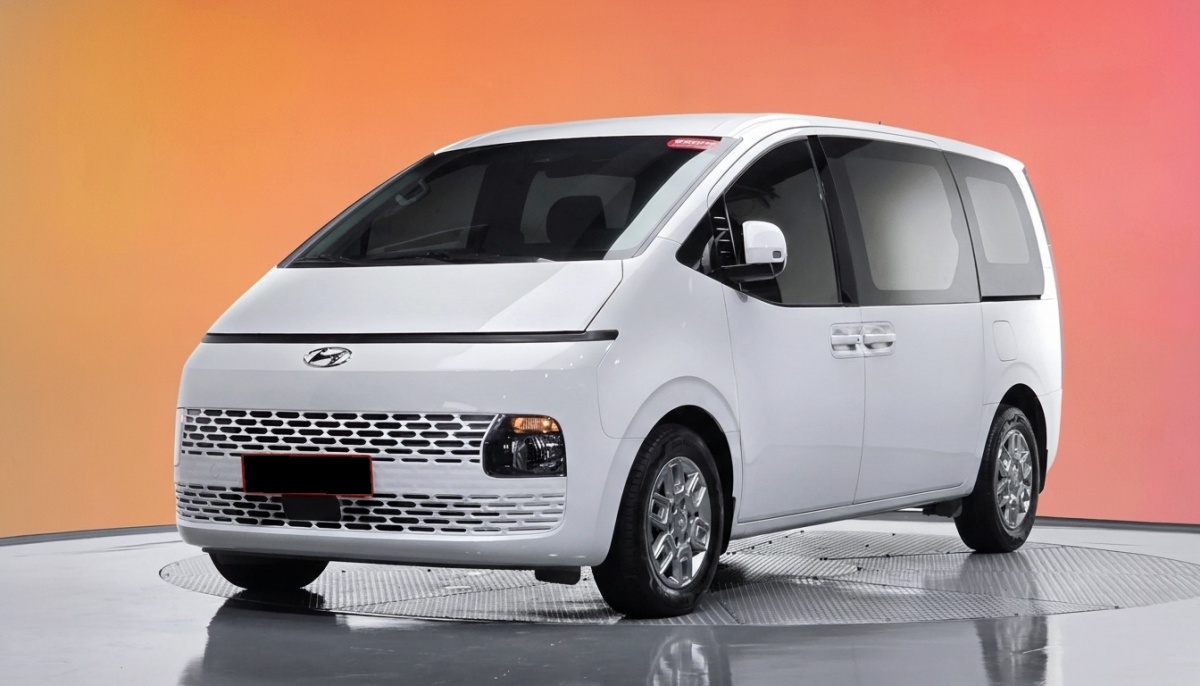 Hyundai Staria, 2023 — купить в Белгороде под ключ