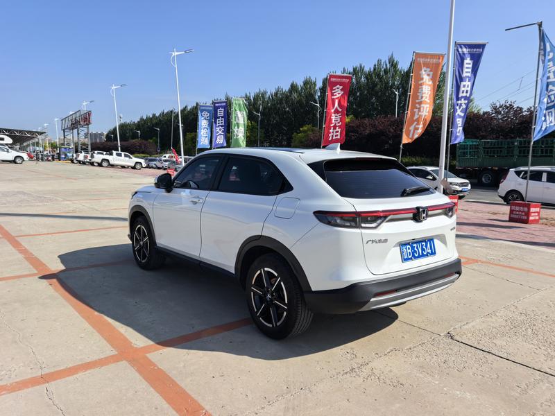 Honda Vezel, 2024 — фото 4 из 11