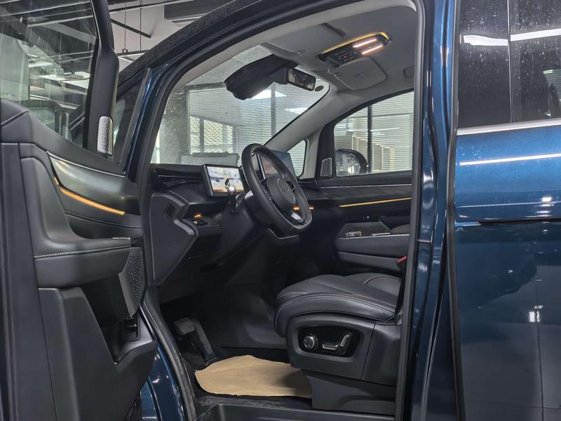 Geely Galaxy L380, 2025 — фото 7 из 11
