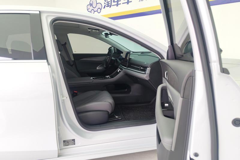 Geely Galaxy A7, 2025 — фото 10 из 12