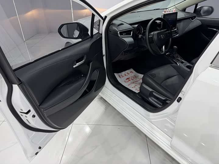 Toyota Corolla, 2022 — фото 7 из 9