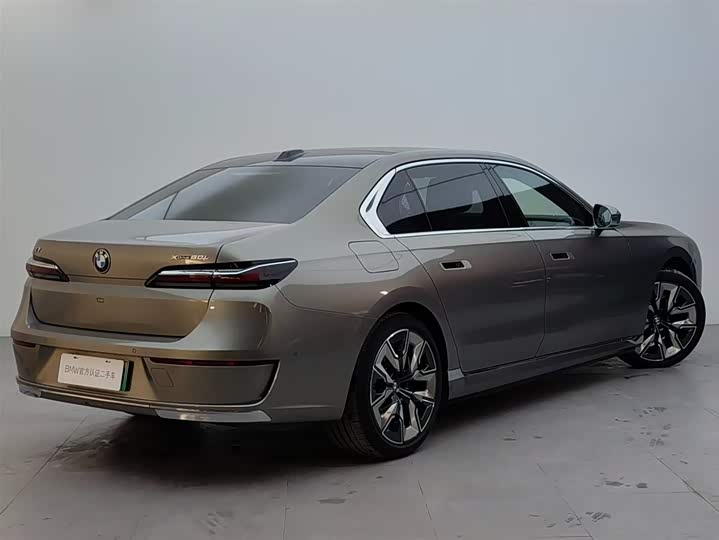 BMW i7, 2022 — фото 4 из 9