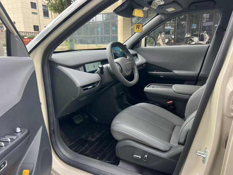 Dongfeng Yipai Nano 06, 2025 — фото 9 из 11
