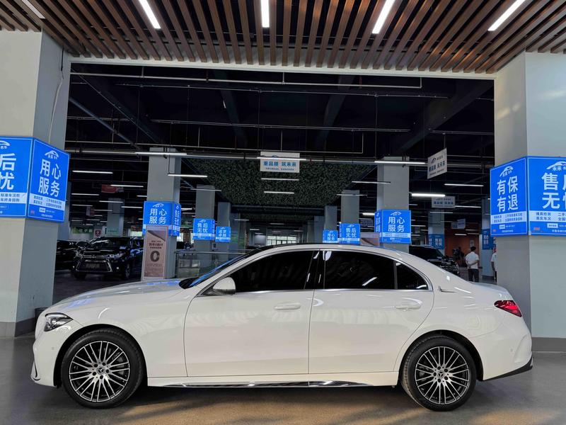 Mercedes-Benz C-Class, 2025 — фото 4 из 12