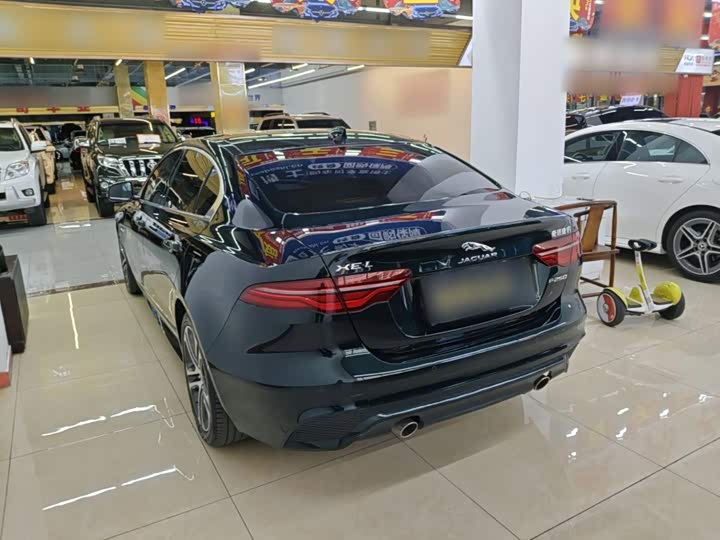 Jaguar XE L, 2023 — фото 5 из 9