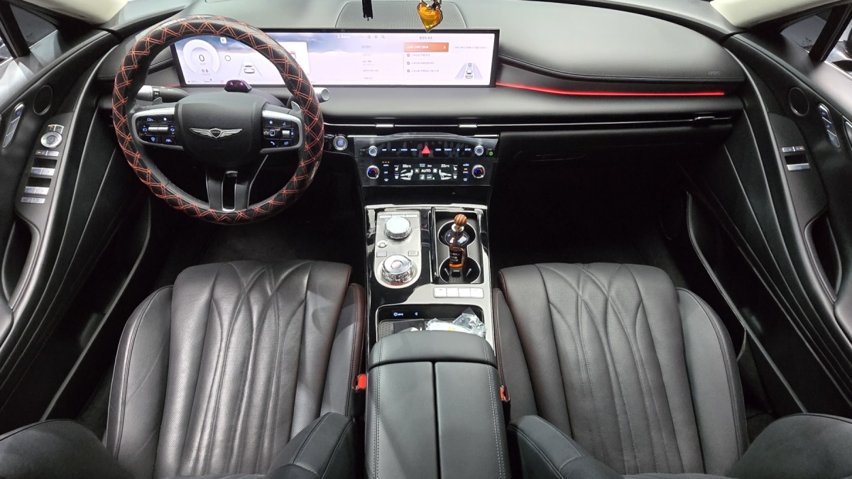 Genesis G80, 2023 — фото 6 из 12