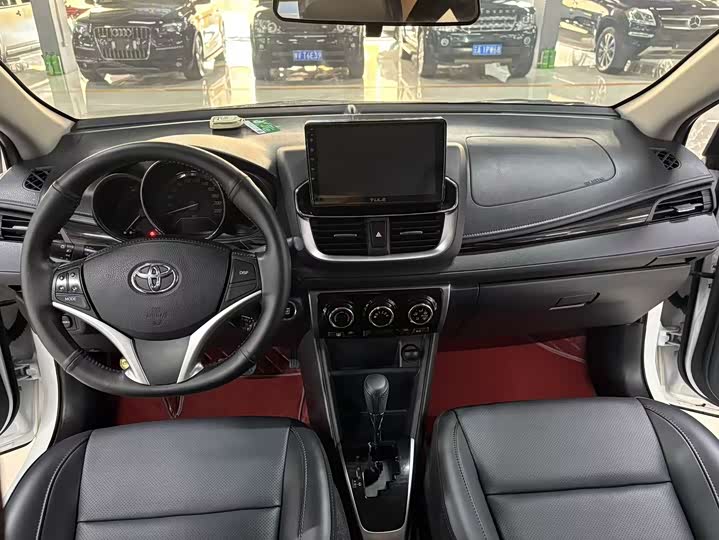 Toyota Yaris L Hatchback, 2022 — фото 4 из 9