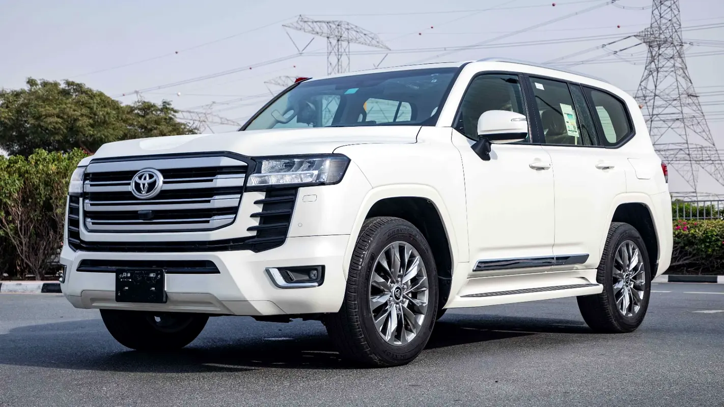 Toyota Land Cruiser, 2023 — фото 4 из 10