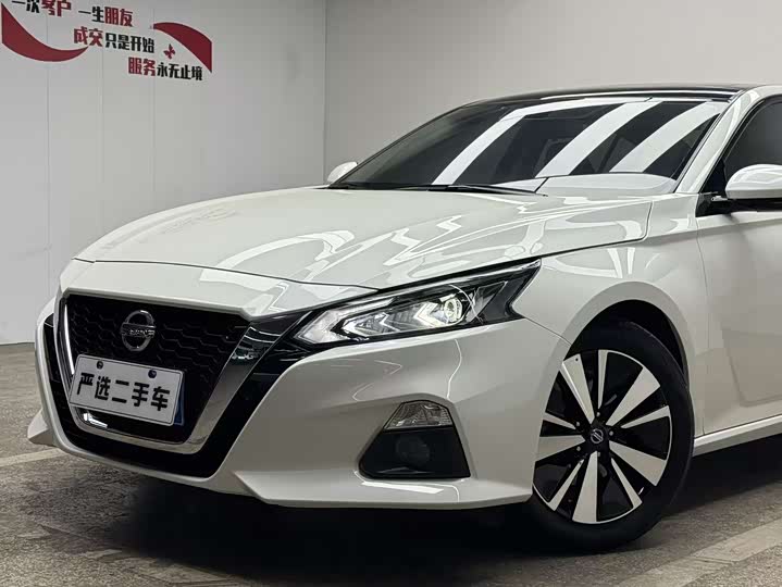Nissan Teana, 2022 — фото 5 из 9