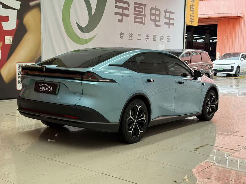 Changan Deepal L07, 2024 — фото 6 из 9