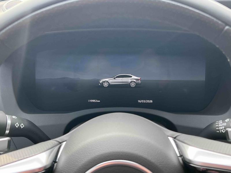 Jaguar XE L, 2023 — фото 6 из 9