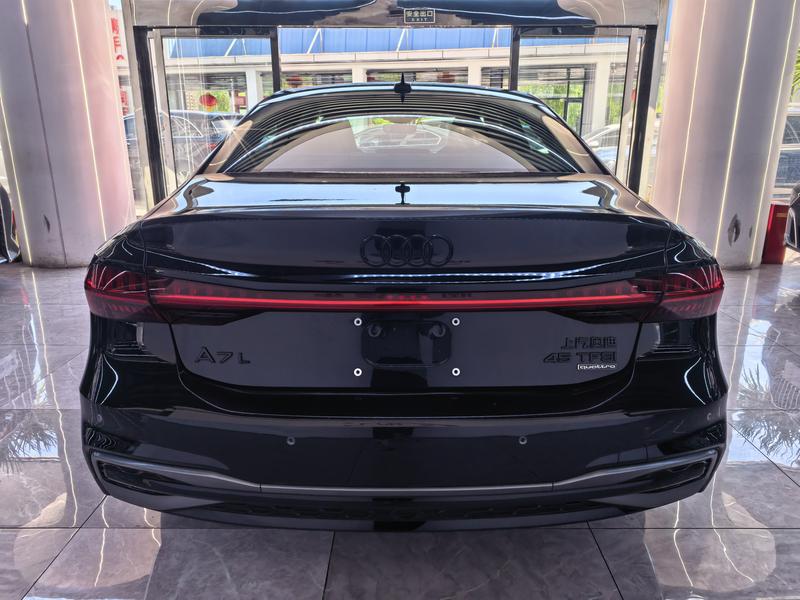 Audi A7L, 2024 — фото 5 из 12