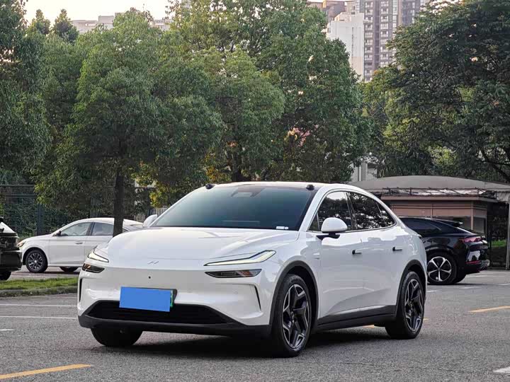 Nio Onvo L60, 2024 — купить в Москве под ключ