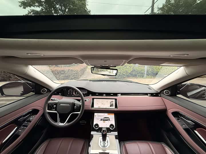 Land Rover Range Rover Evoque L, 2023 — фото 4 из 9